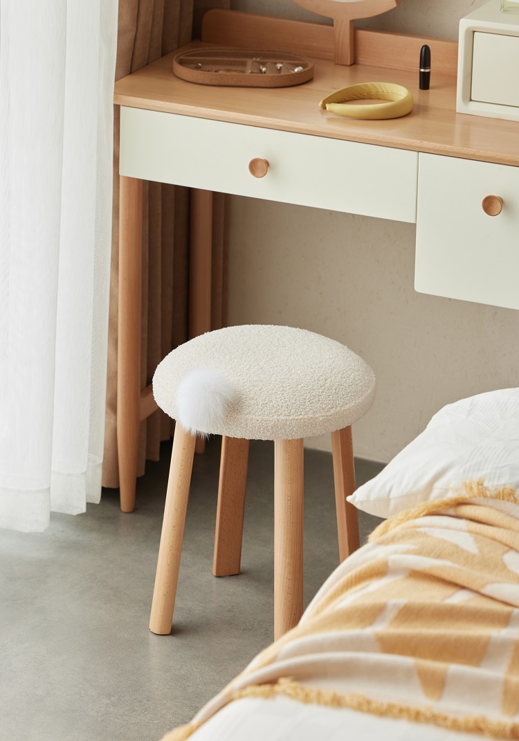 Fuwa vanity stool