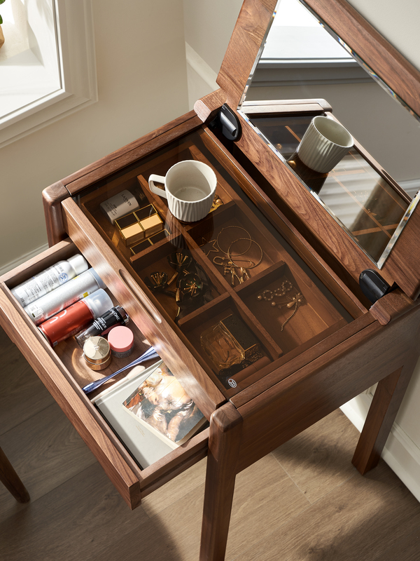 Walnich Dressing Table with Mirror (flip top) — view 3