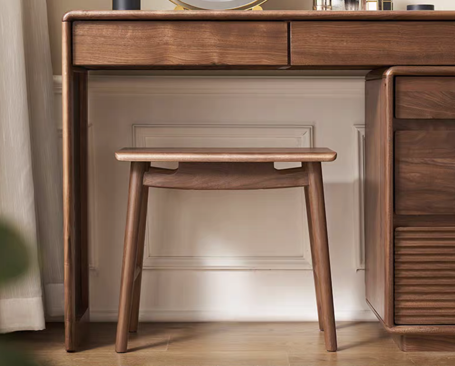 Walnich Minimal Oak Stool — view 3