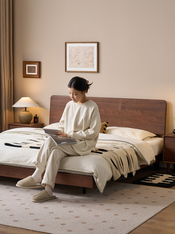 Walnich Arden Rise Bed — view 3