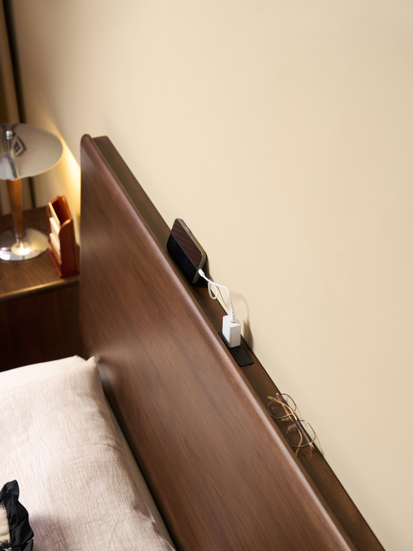 Walnich Calder Bed — view 4